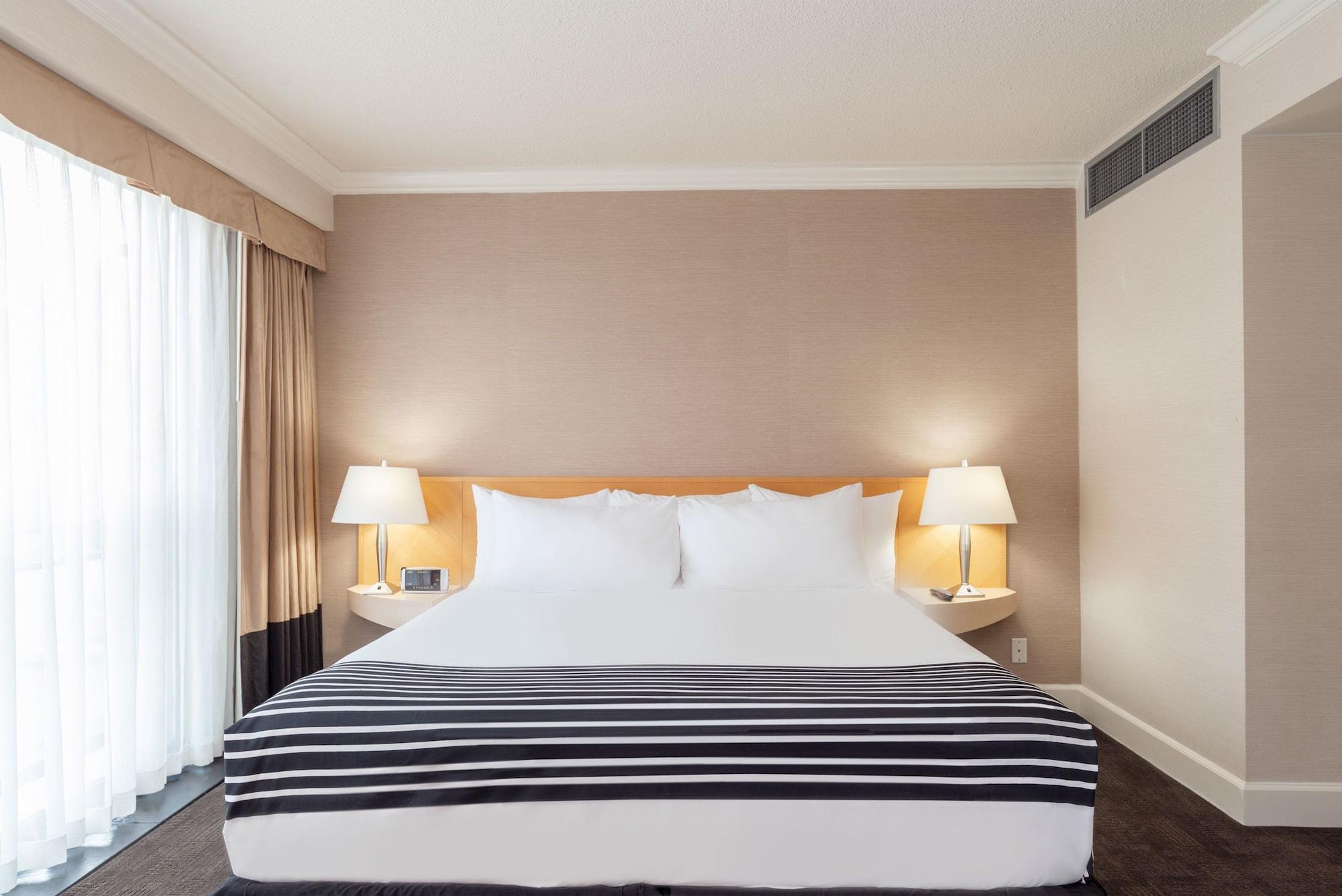 Sandman Signature Vancouver Airport Hotel & Resort Richmond Bagian luar foto
