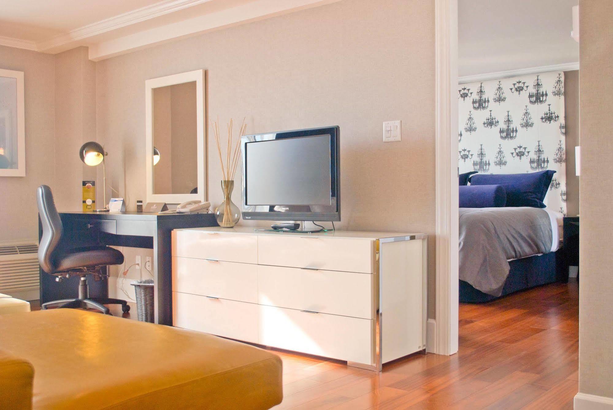 Sandman Signature Vancouver Airport Hotel & Resort Richmond Bagian luar foto